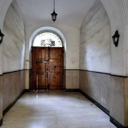 Al Centro Storico Di Roma Bed and Breakfast Buitenkant foto