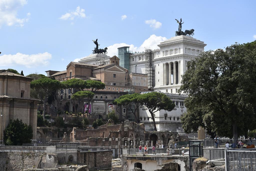 Al Centro Storico Di Roma Bed and Breakfast Buitenkant foto